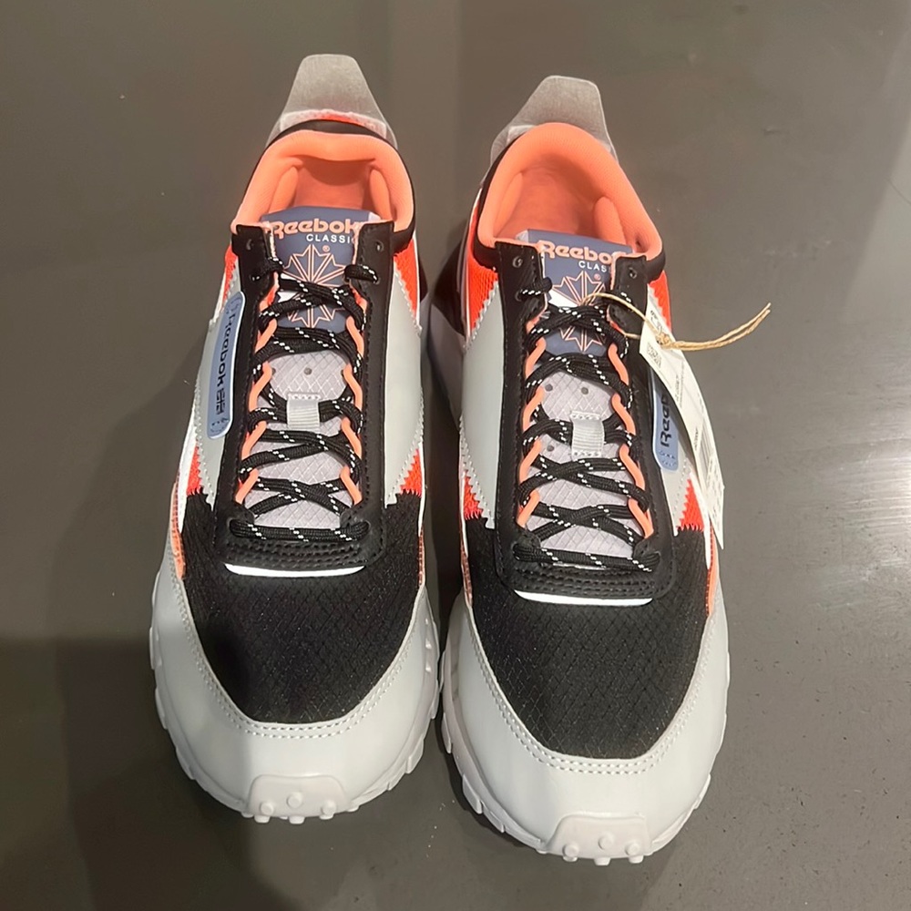 Reebok legacy running shoes size 7.5 men